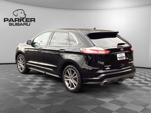 Used 2019 Ford Edge Titanium w/ Equipment Group 301A AWD/4WD image 3