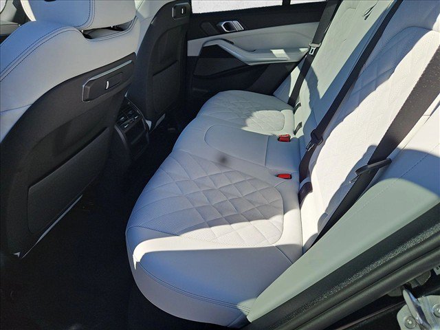 Used 2026 BMW X5 sDrive40i w/ M Sport Package RWD image 21