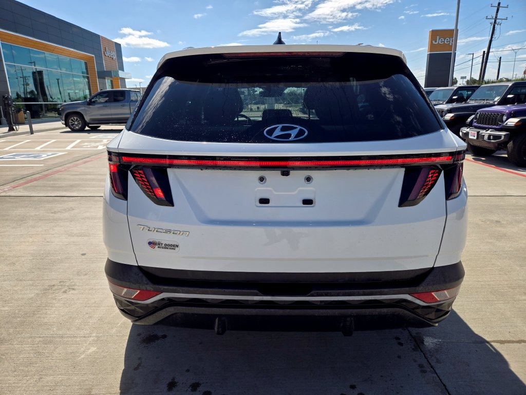 Used 2023 Hyundai Tucson SEL w/ Convenience Package FWD image 4