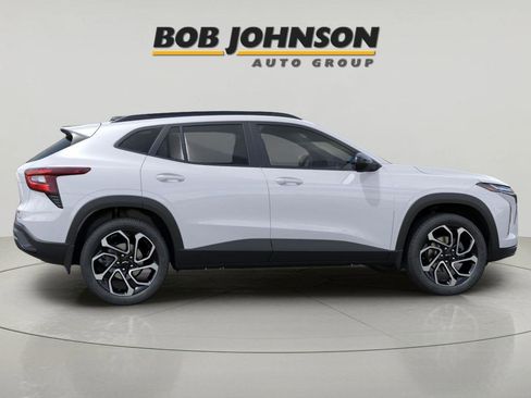 New 2026 Chevrolet Trax RS w/ Driver Confidence Package image 5