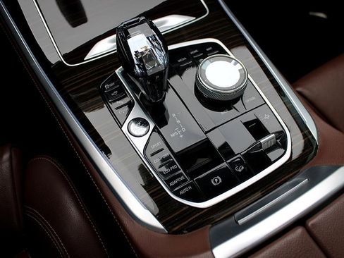 Used 2020 BMW X5 xDrive40i w/ Premium Package image 8