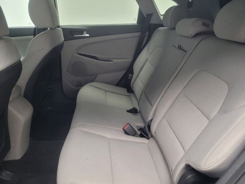 Used 2019 Hyundai Tucson Value AWD/4WD image 18