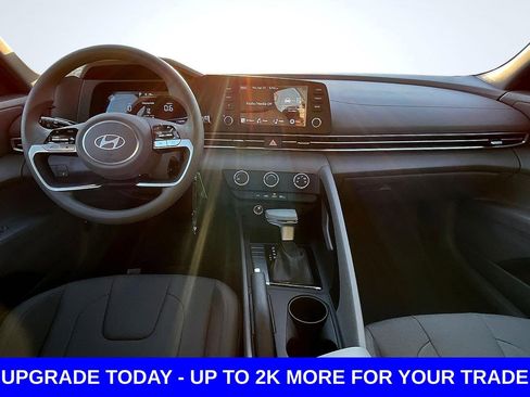 New 2026 Hyundai Elantra SE FWD image 6