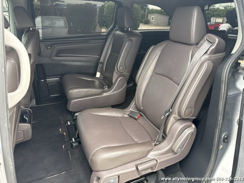 Used 2019 Honda Odyssey EX-L image 16