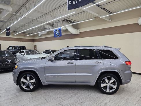 Used 2015 Jeep Grand Cherokee Overland image 9