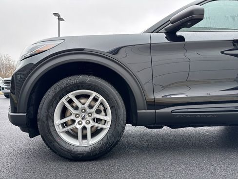 New 2026 Ford Explorer Active image 19