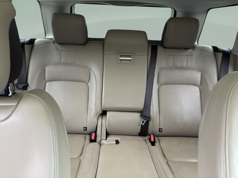 Used 2019 Land Rover Range Rover HSE image 24