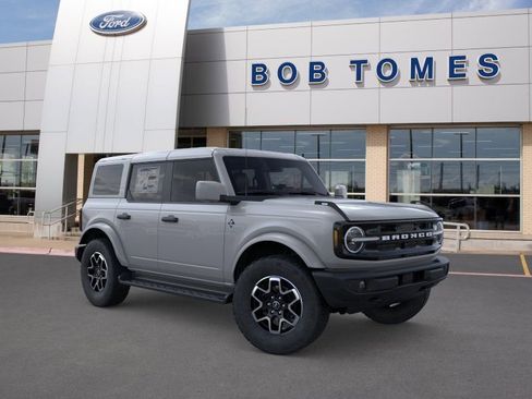 New 2026 Ford Bronco Outer Banks AWD/4WD image 9