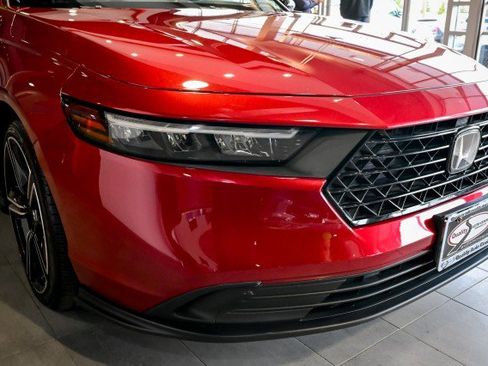 Used 2023 Honda Accord Sport image 10