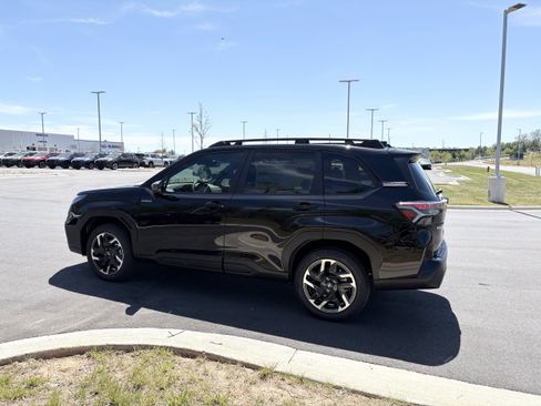 New 2026 Subaru Forester Premium image 5