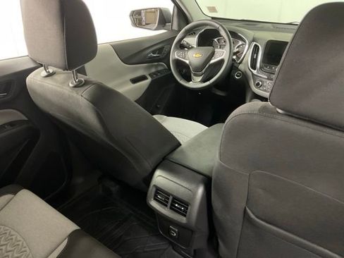Used 2024 Chevrolet Equinox LT image 35