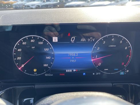 Certified 2025 Mercedes-Benz GLA 250 4MATIC w/ Driver Assistance Package image 21