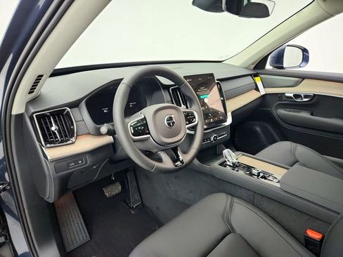 New 2026 Volvo XC90 T8 Plus image 16