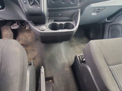 Used 2019 Ford Transit 250 148 Medium Roof RWD image 15