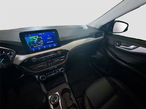Used 2022 Ford Escape SEL FWD image 8
