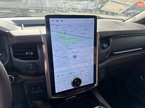 Certified 2024 Ford Expedition King Ranch image 26