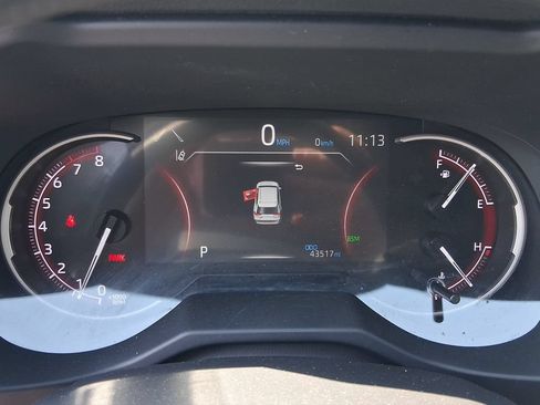 Used 2025 Toyota RAV4 XLE AWD/4WD image 21