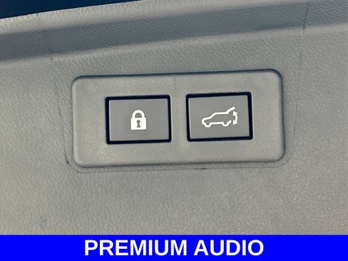 Used 2025 Subaru Outback Limited AWD/4WD image 15