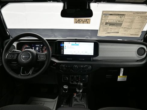 New 2026 Jeep Gladiator Sport AWD/4WD image 12
