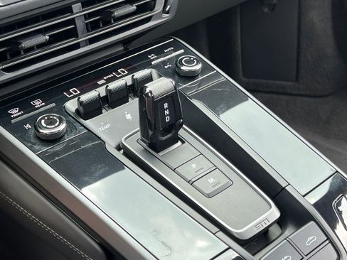 Certified 2021 Porsche 911 Targa 4S w/ Premium Package image 27