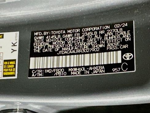 Used 2024 Toyota Prius LE FWD image 12