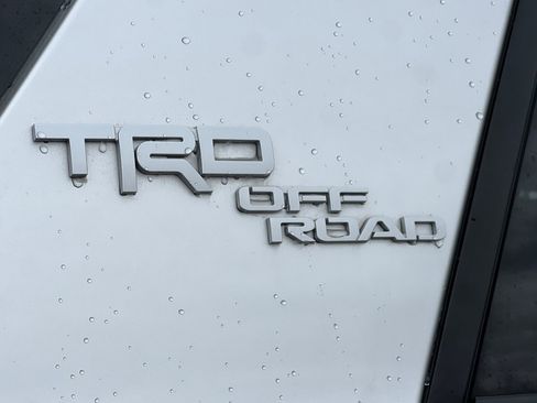 Certified 2020 Toyota 4Runner TRD Off-Road Premium image 24