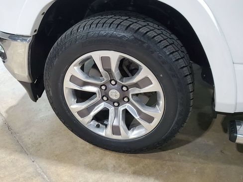 Used 2020 RAM 1500 Limited RWD image 41