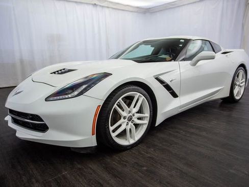 Used 2016 Chevrolet Corvette 2dr Stingray Z51 Coupe w/ 3LT Preferred Equipment Group image 23