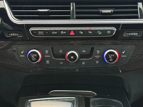Used 2019 Audi Q7 3.0T Premium Plus w/ Premium Plus Package image 15