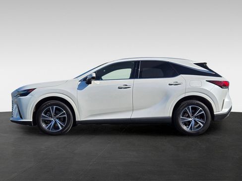 Used 2024 Lexus RX 350 FWD w/ Technology Package image 8
