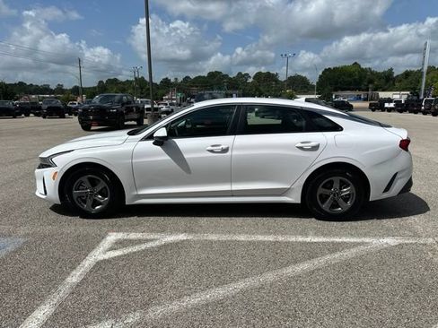 Used 2023 Kia K5 LXS FWD image 4