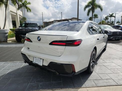 Used 2023 BMW 740i 740i w/ Parking Assistance Package image 10