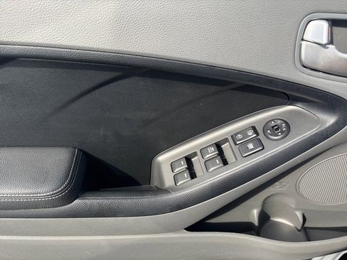 Used 2018 Kia Forte LX image 39