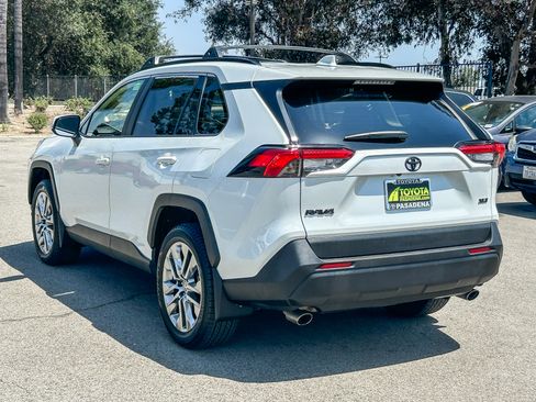 Used 2025 Toyota RAV4 XLE Premium FWD image 8