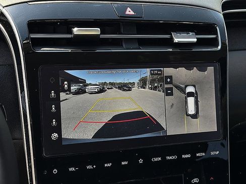 Certified 2024 Hyundai Tucson Limited AWD/4WD image 14