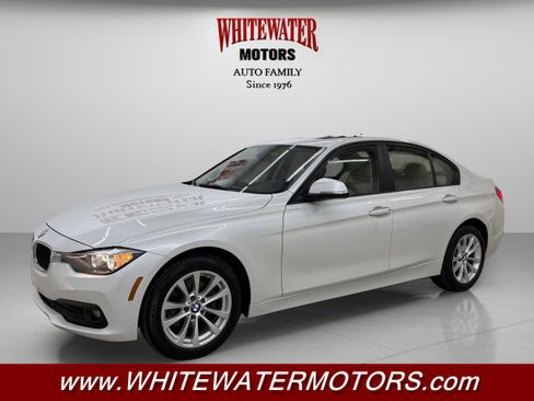 Used 2017 BMW 320i xDrive Sedan image 1