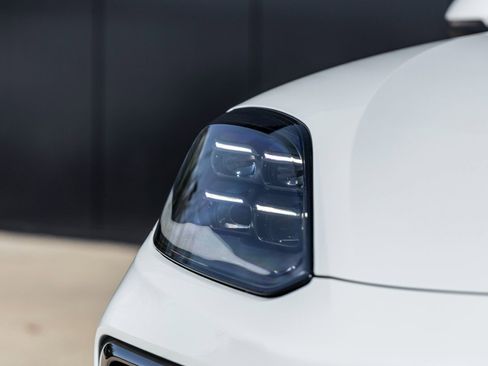 New 2026 Porsche Cayenne S image 19