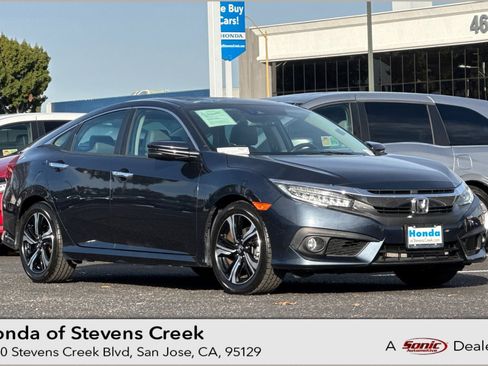 Used 2017 Honda Civic Touring image 1