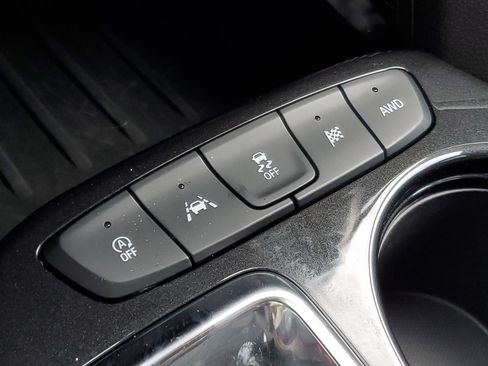 Used 2023 Chevrolet TrailBlazer RS w/ Convenience Package AWD/4WD image 29