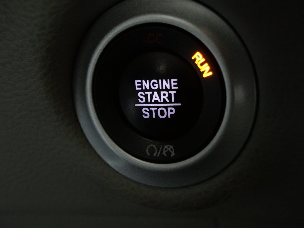 Used 2019 Chrysler Pacifica Limited FWD image 21
