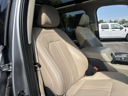 Certified 2024 Ford Expedition Limited AWD/4WD image 25
