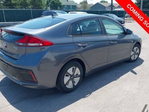 Used 2018 Hyundai Ioniq Blue FWD image 4