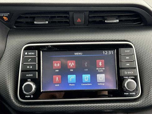 Used 2023 Nissan Kicks S FWD image 9