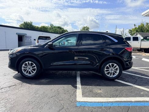 Used 2021 Ford Escape SE AWD/4WD image 4