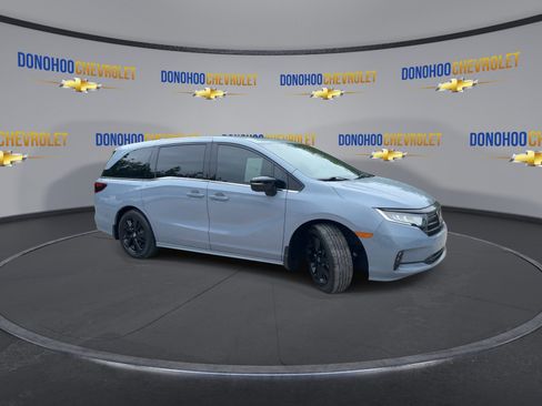 Used 2023 Honda Odyssey Sport image 5