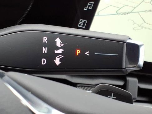 New 2026 Chevrolet Equinox LT w/ Convenience Package II image 18