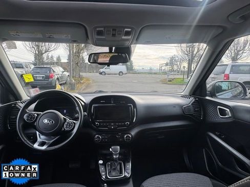 Used 2021 Kia Soul EX image 13