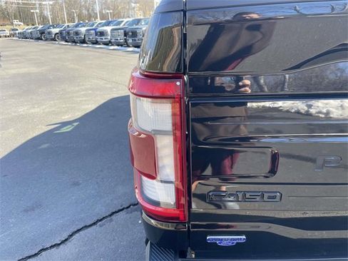 Certified 2023 Ford F150 Platinum w/ Equipment Group 701A High image 32