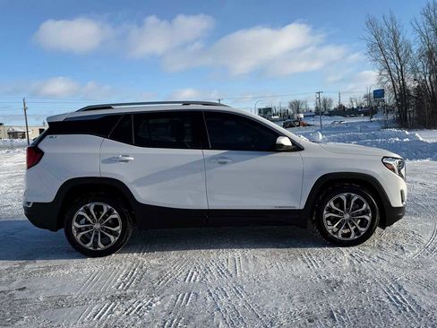 Used 2019 GMC Terrain SLT image 3