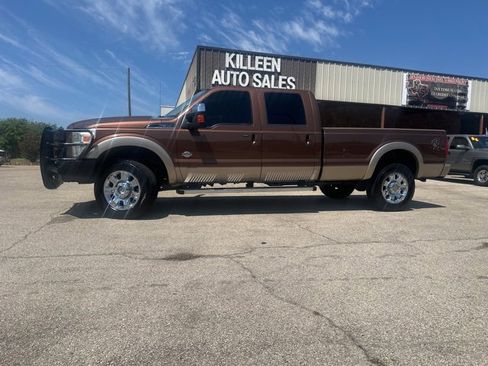 Used 2012 Ford F350 King Ranch w/ King Ranch w/Chrome Pkg image 1